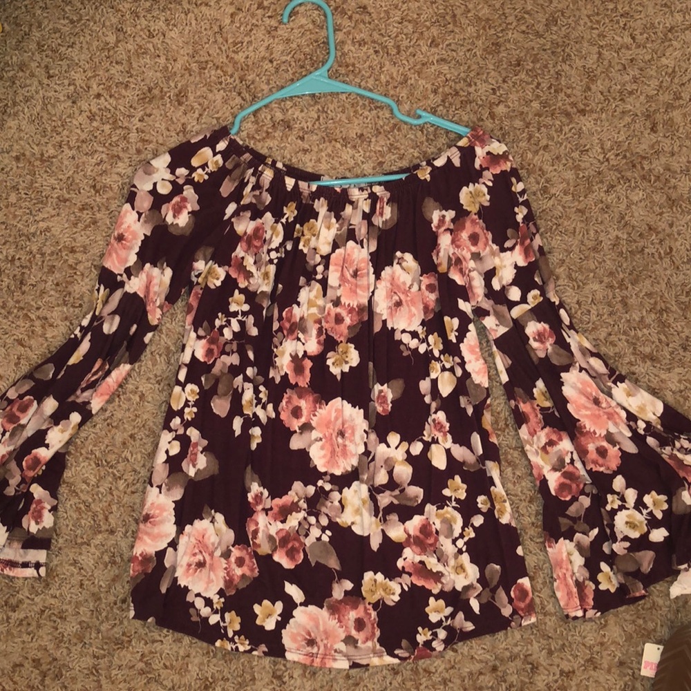 Ezra floral shirt.